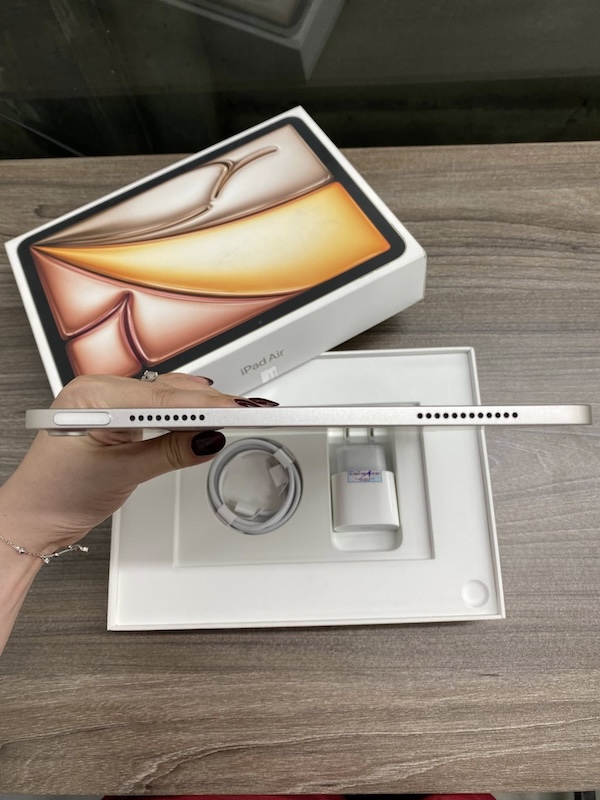 iPad Air M3